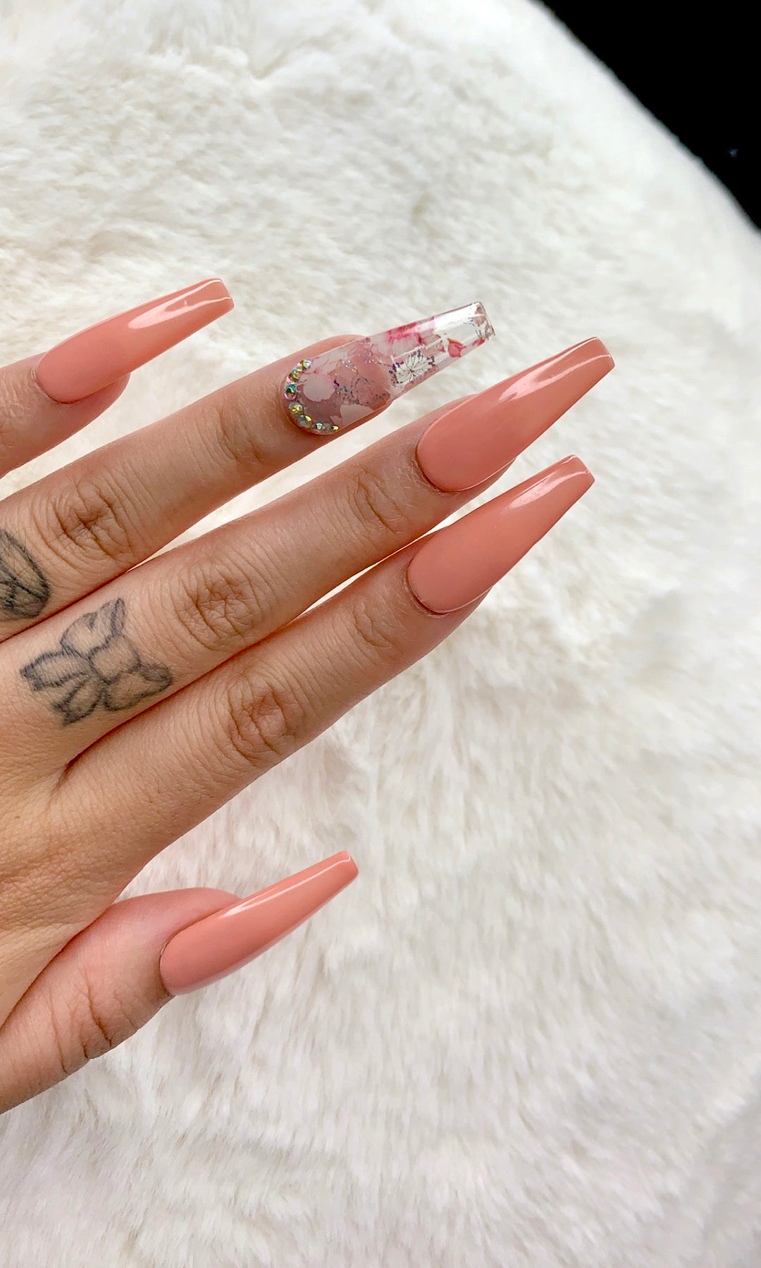 MTO - Princess Peach | Peachy Nails with Flower Rhinestones
